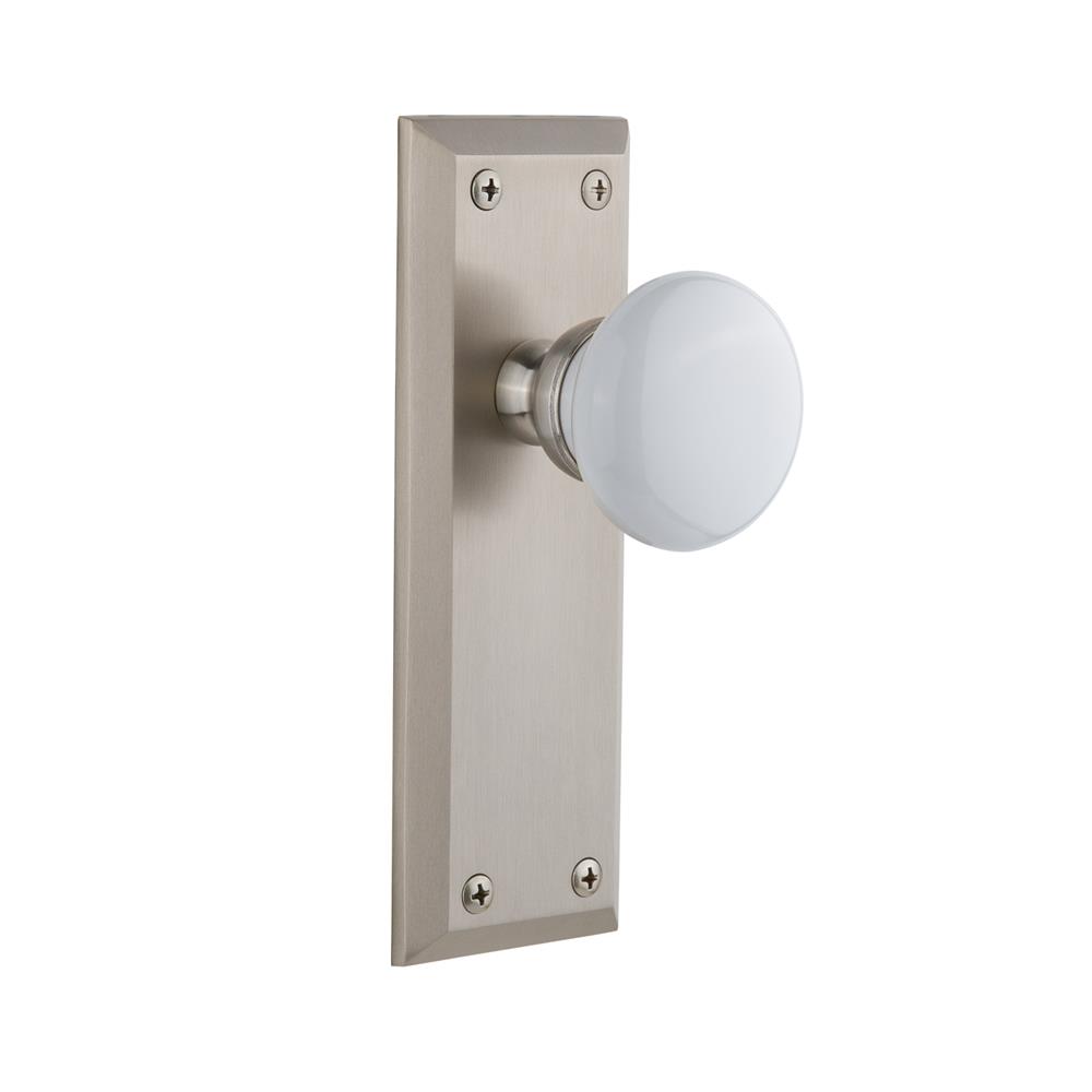 Grandeur by Nostalgic Warehouse FAVHYD Privacy Knob - Fifth Avenue Plate with Hyde Park Knob in Satin Nickel